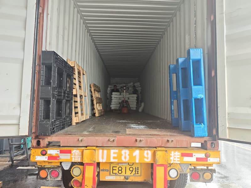 Container stowage & loading · 8
