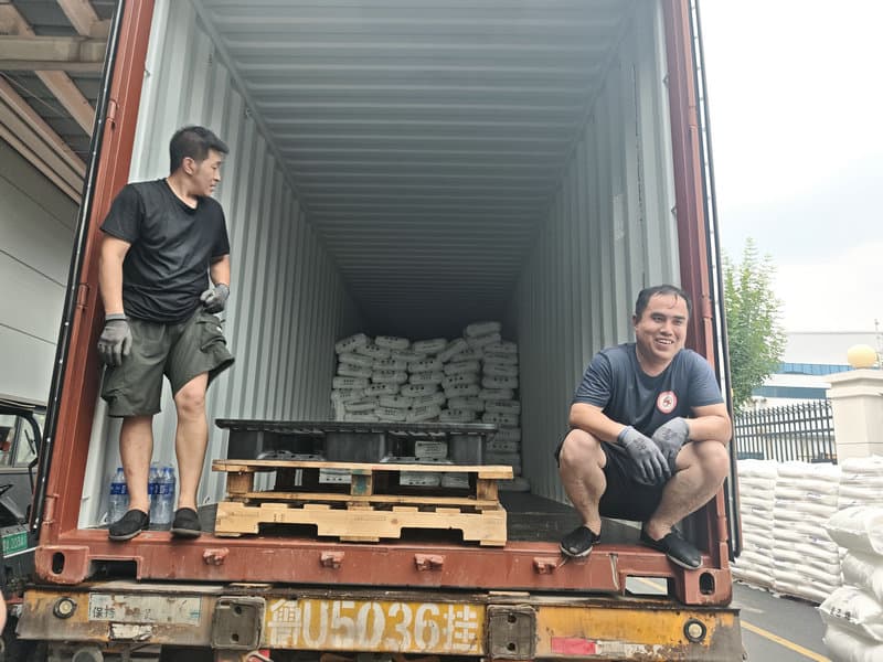 Container stowage & loading · 10